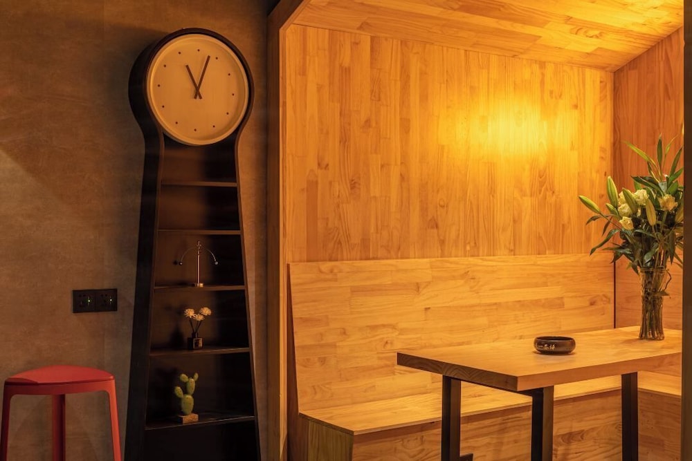 Iforest Youth Hotel - Nanjing Road Pedestrian Street Huanghe Road Store