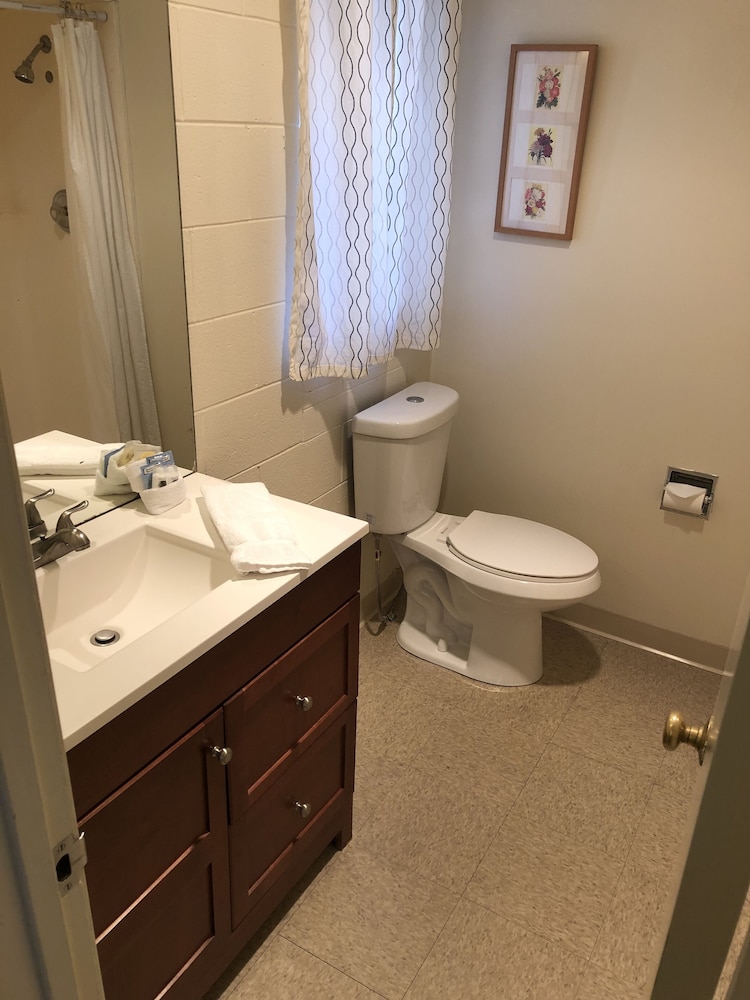 Tahoe Vistana Inn - Property Image 38