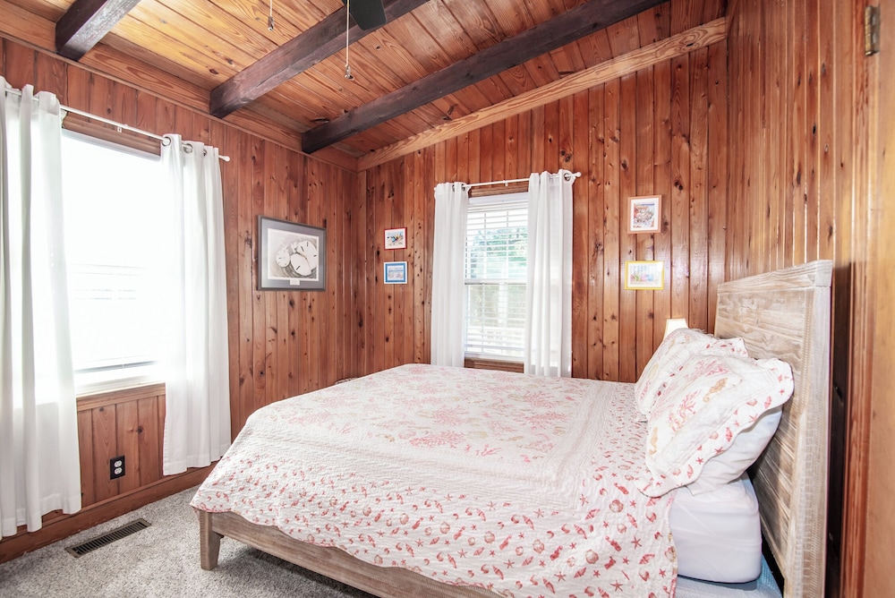 Lachicotte Vacation Rentals