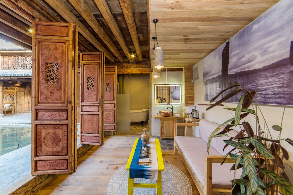 Jia Kedi Ancient House Cultural Homestay