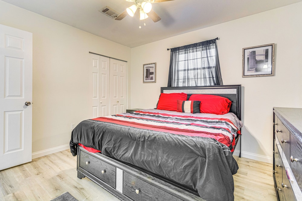 Fish, Hike & Relax: North Little Rock Gem w/ Yard