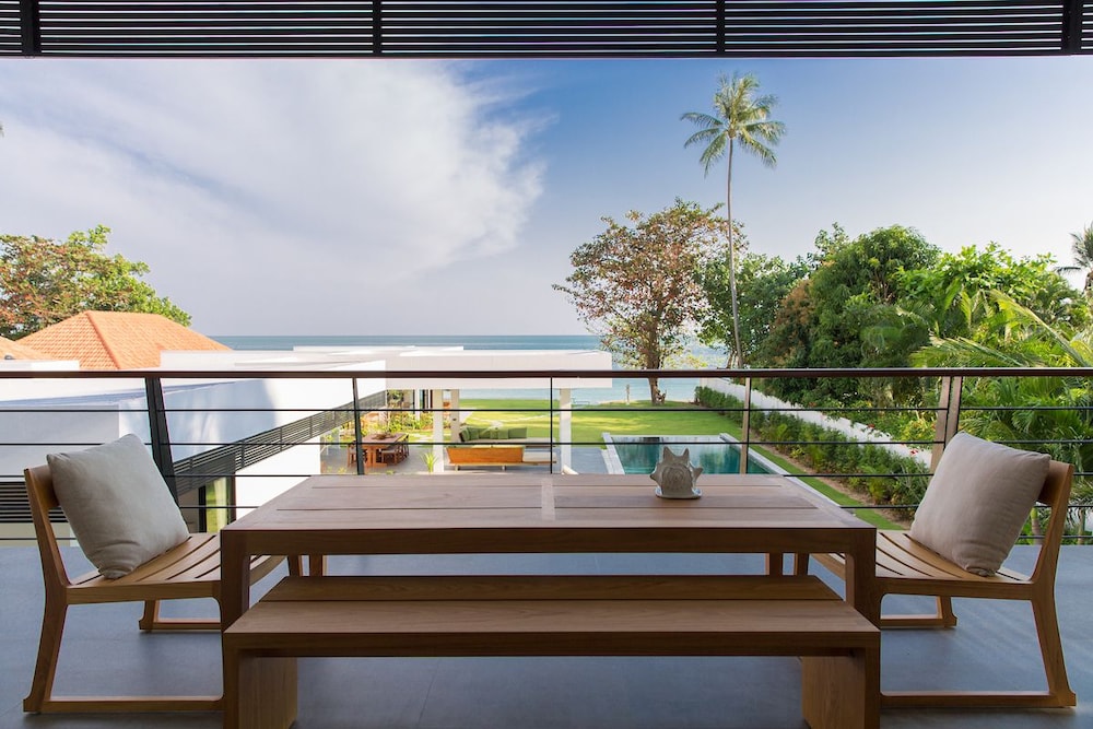 Villa Thansamaay
