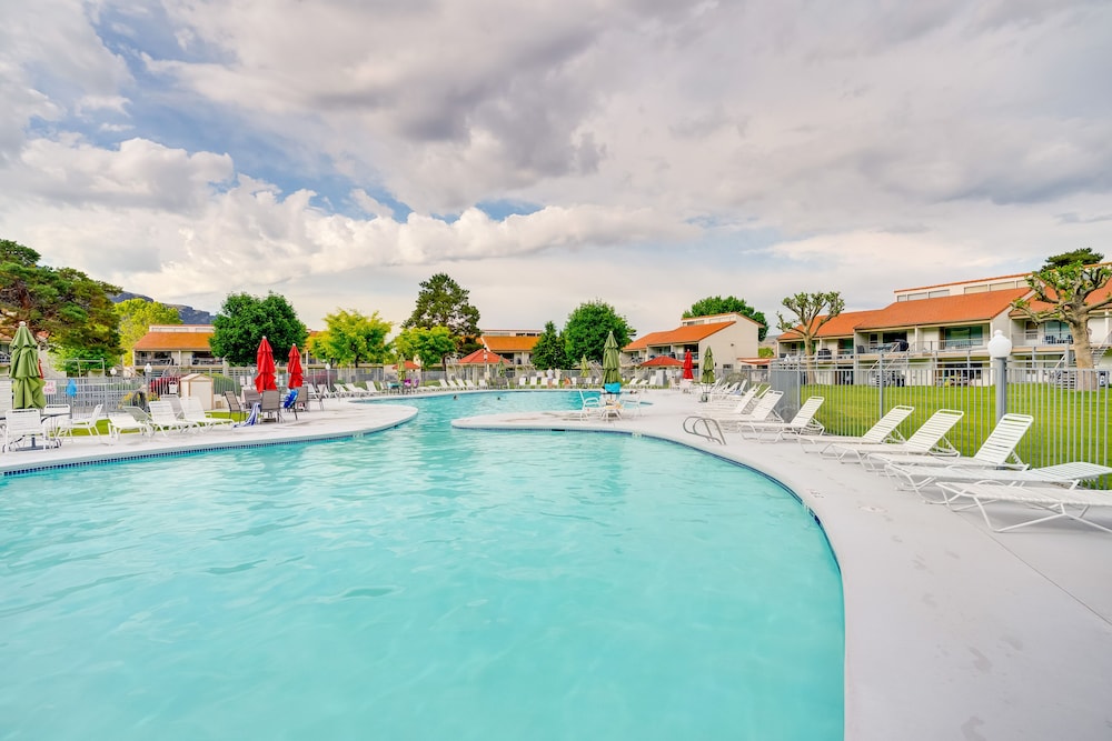 Lovely Crescent Bar Condo w/ Community Amenities! view 3