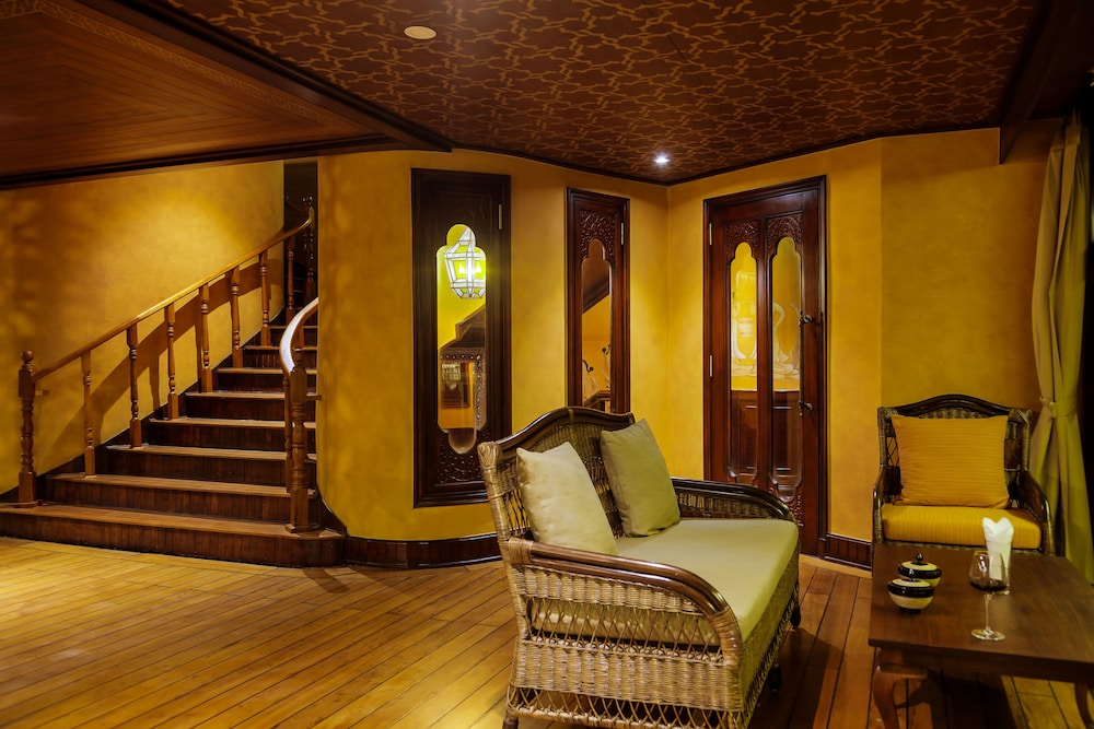 Heritage Line Anawrahta Cruise