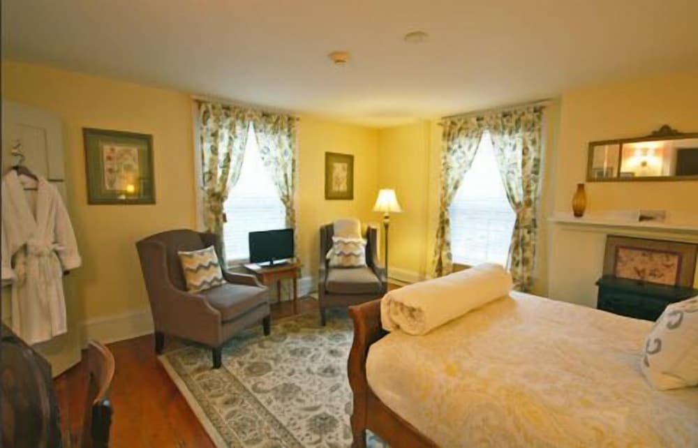 Portland Vacations - Inn at Park Spring - Property Image 17