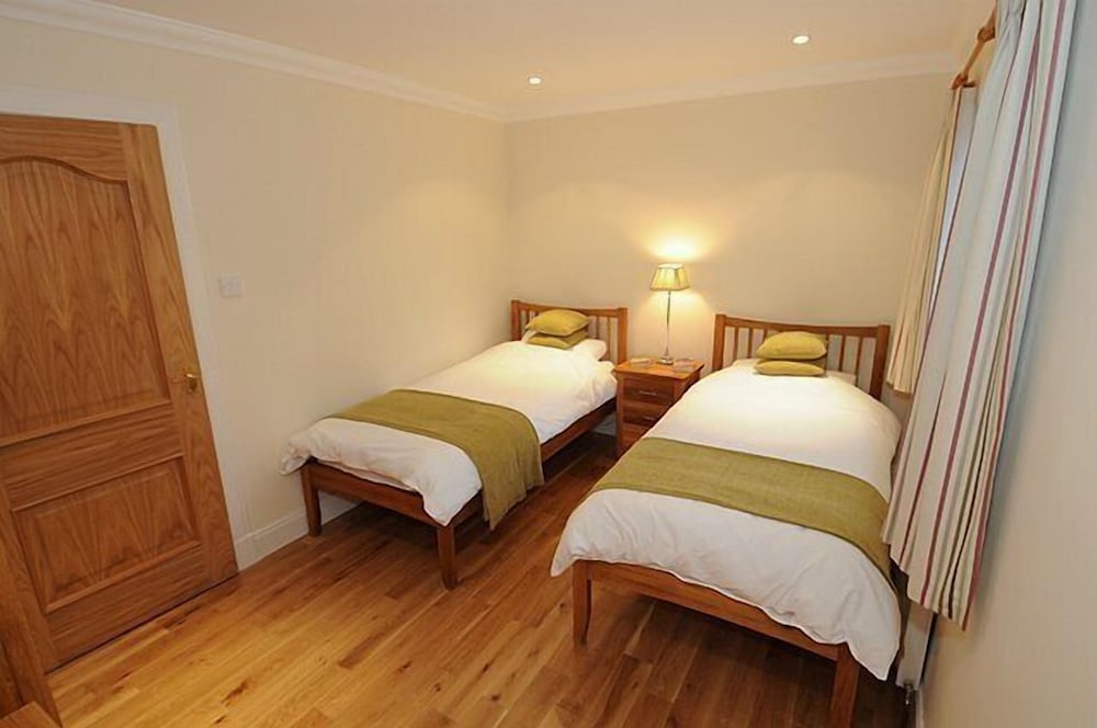 BCC Lochness Cottages
