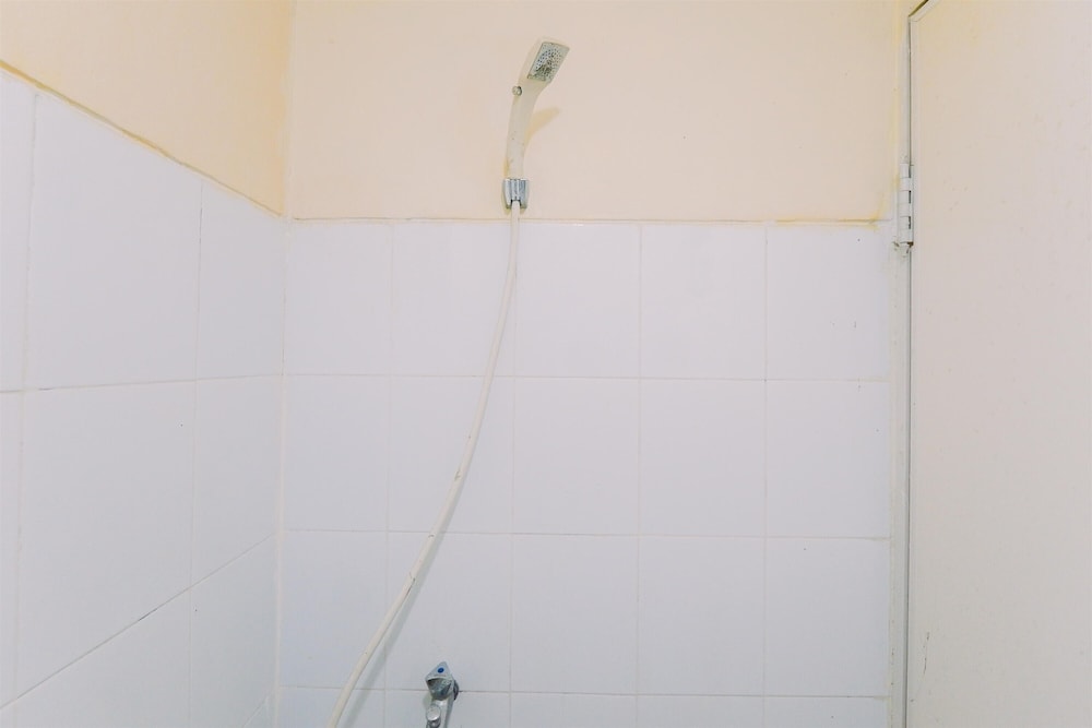 Comfort Living 2Br Apartment Mt Haryono Residence