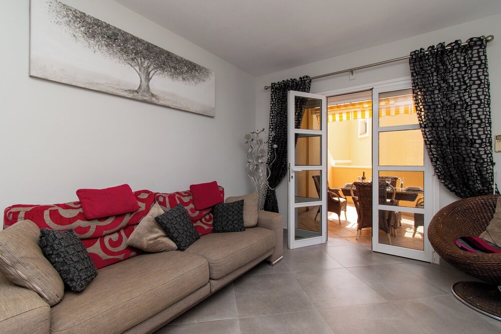 Wonderful 2 Bedroom Apartment Costa Adeje Tenerife