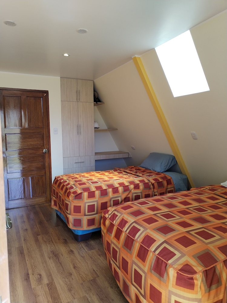 APU TACLLO LODGE view 4