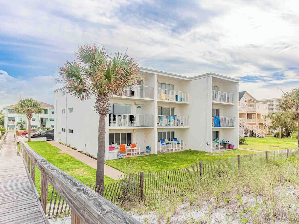 Hotel Vista Del Mar by Southern Vacation Rentals - Image 1