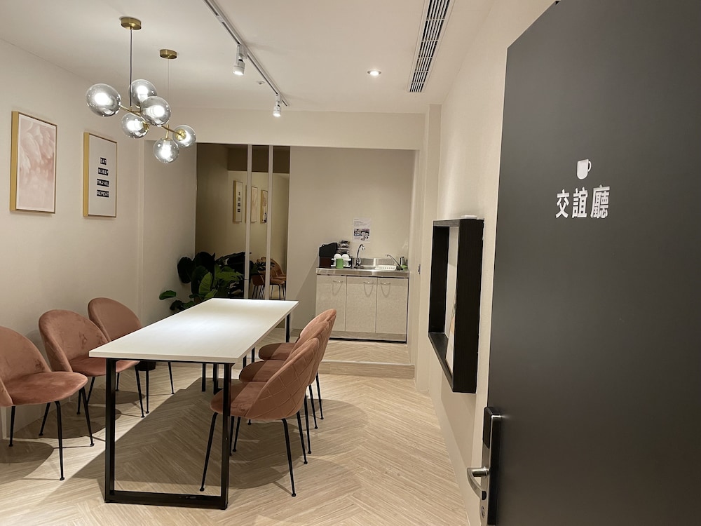 meeting & event spaces