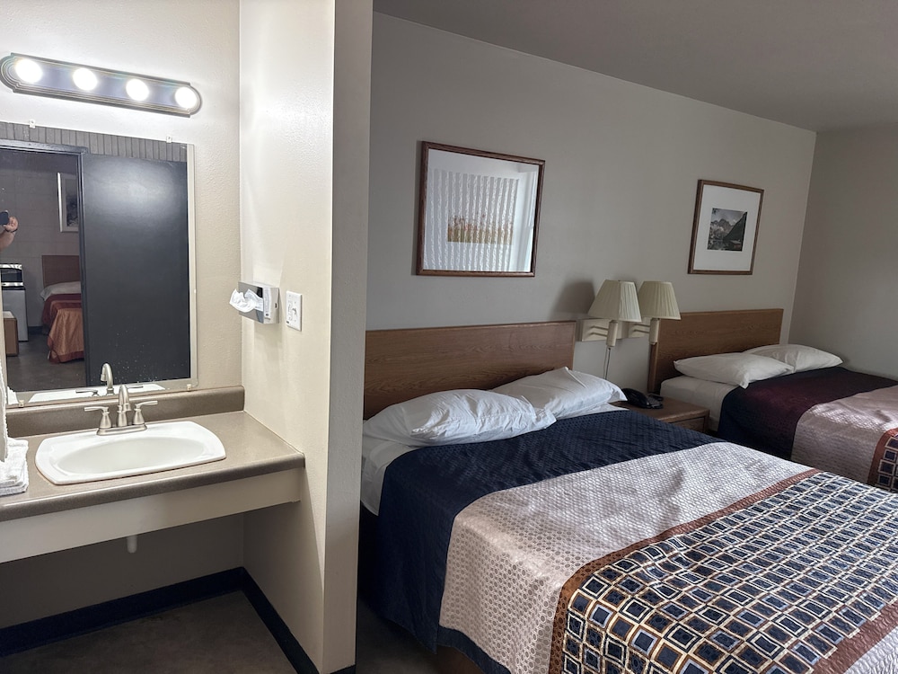 Smartwood Inn
