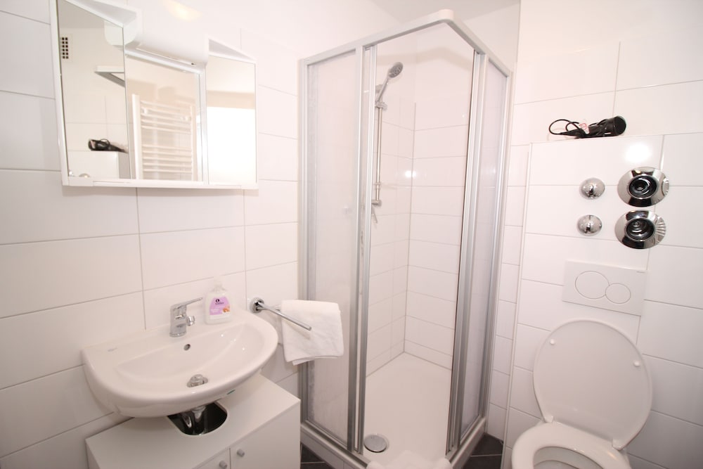 Frankfurt Vacations - Fair Apartments - Property Image 12