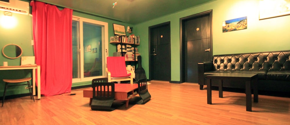 The One Hostel