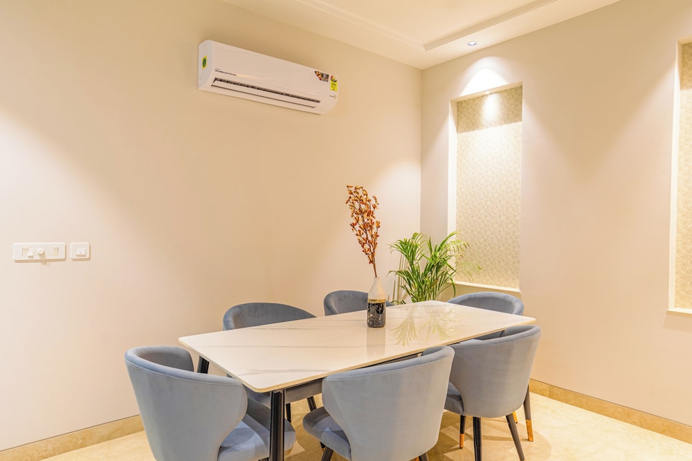Housr Sector 56 Gurgaon Sushant Lok 2