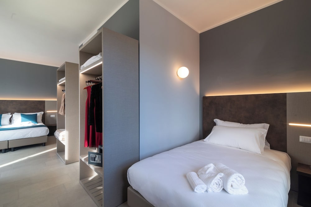 Tiber Suite