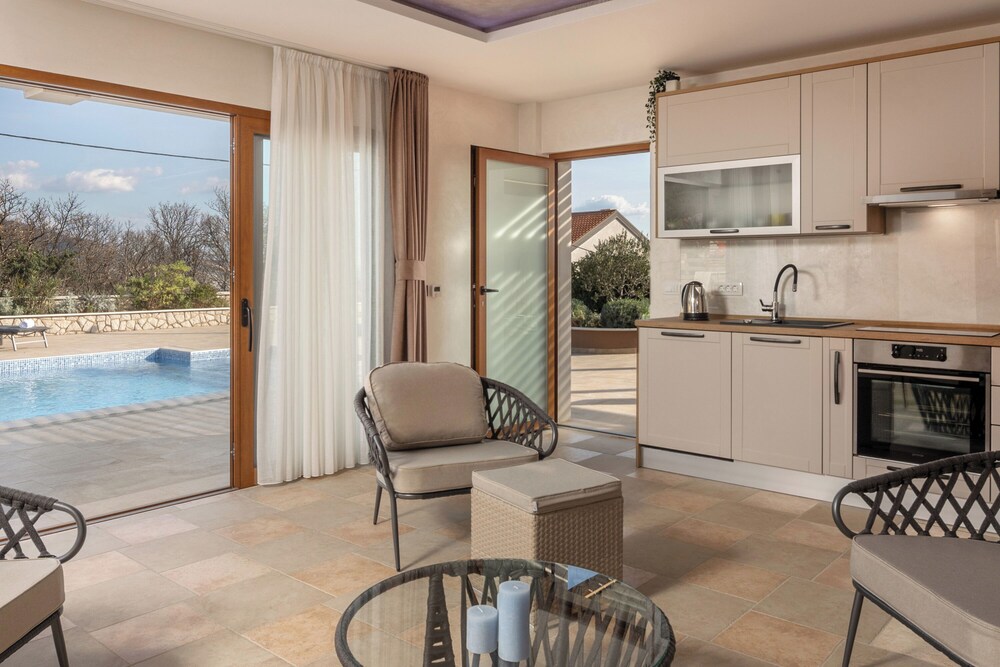 Villa Vilani Spa & Pool view 4