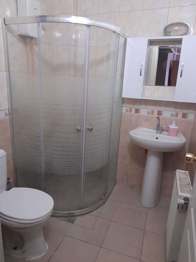 Elit Kurdal Apartment