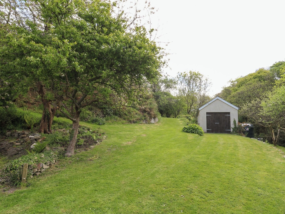 Glyn Yr Efail