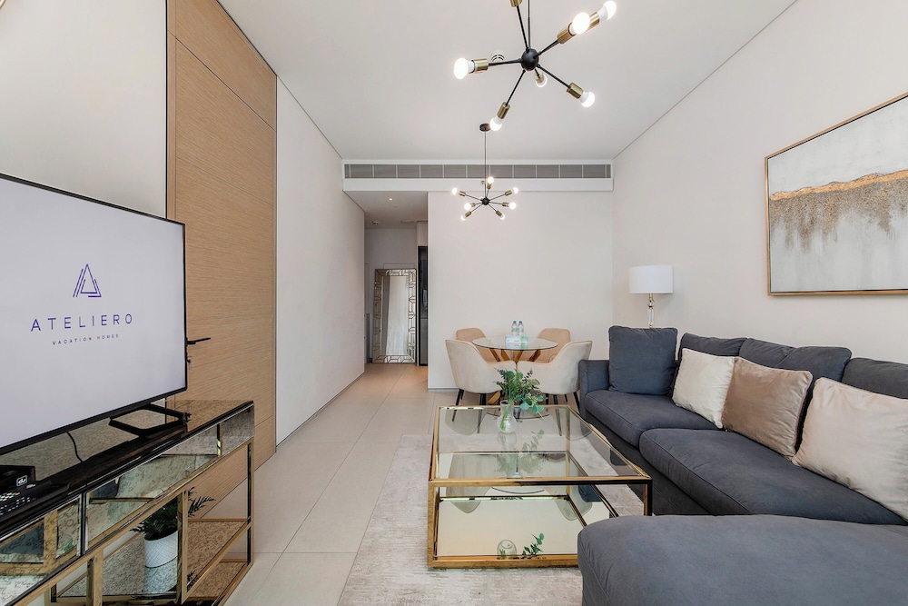 Famous Address Beach Resort JBR 1BR