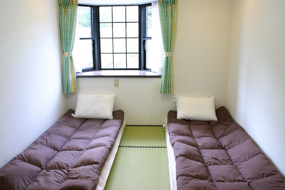 916 Travel Inn