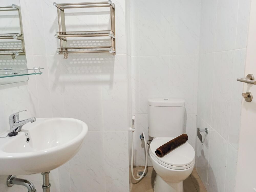 Spacious Studio At Tamansari Skylounge Makassar Apartment