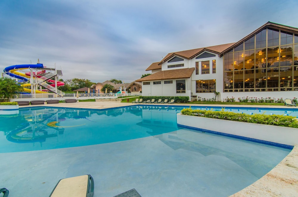 4 Bedroom Villa at Ocean Village