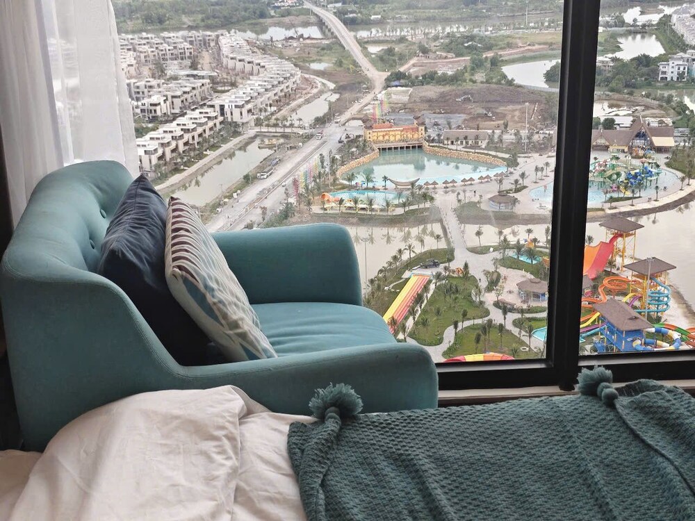 COZY- Vinhomes Grand Park Apartments