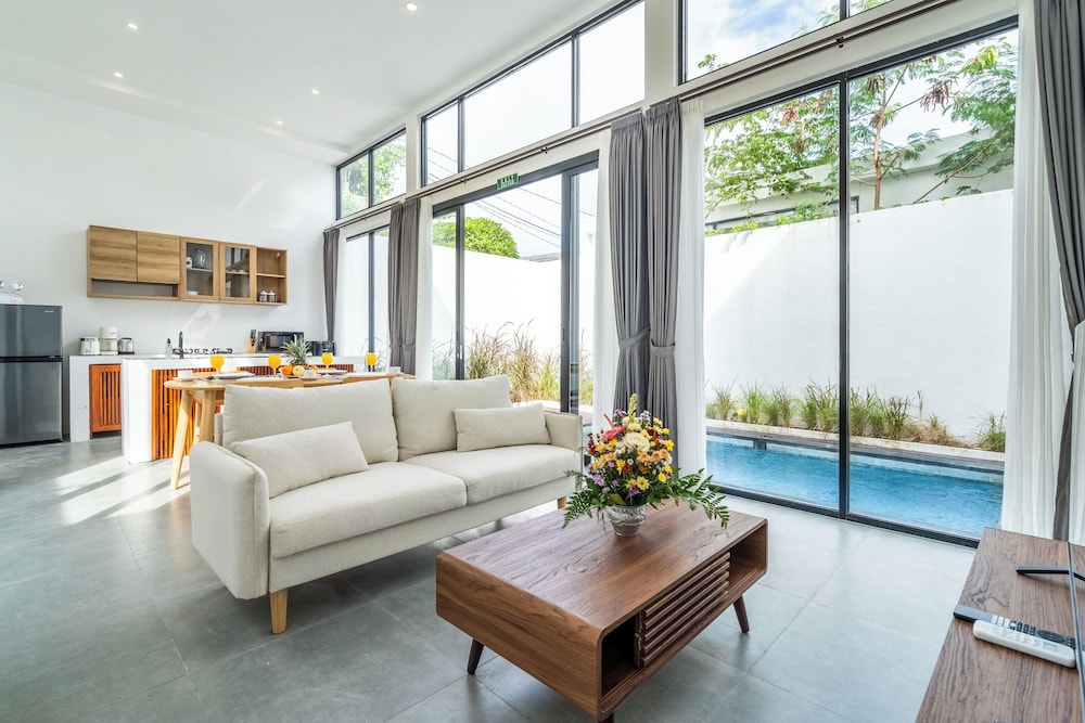 Light Way Villa in Canggu