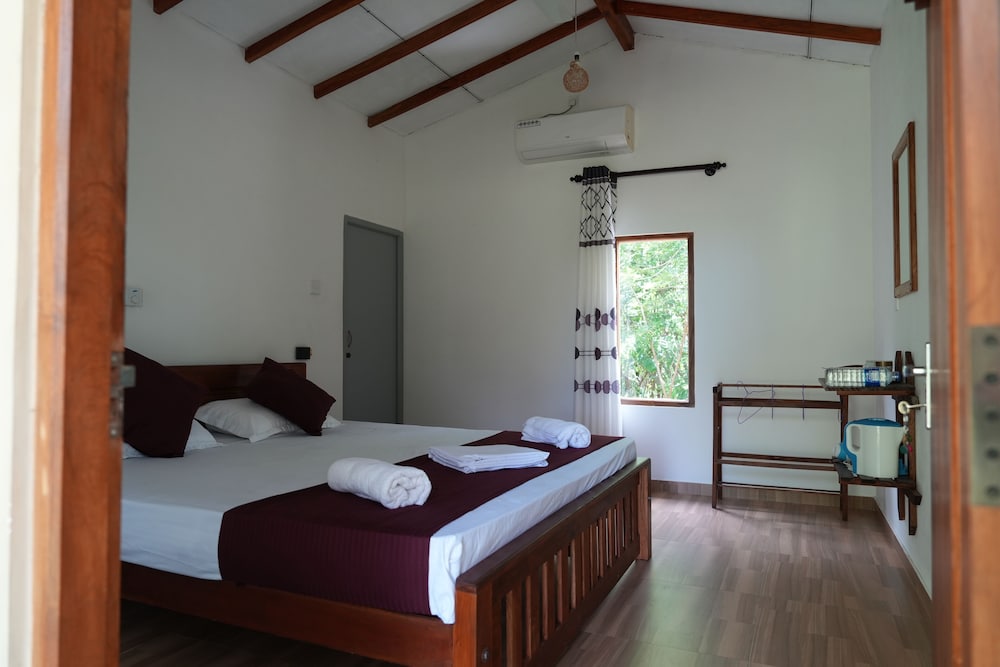 River Paradise Safari House with Cooking Class view 4