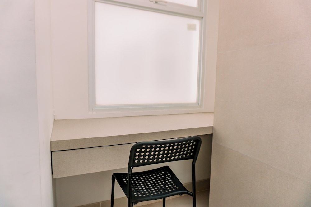 Fully Furnished And Simply Studio At Serpong Garden Apartment