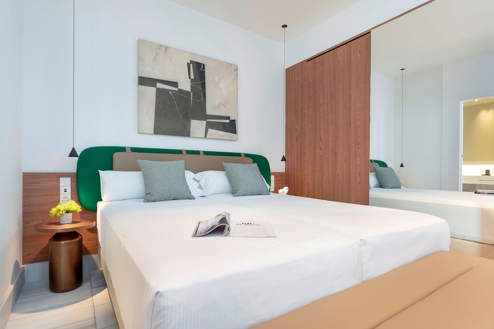 Bright Apartment in Seville San Vicente IV
