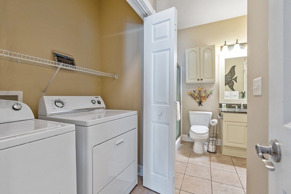 Magnolia Pointe Luster Leaf 4837-301 3 Bedroom Condo