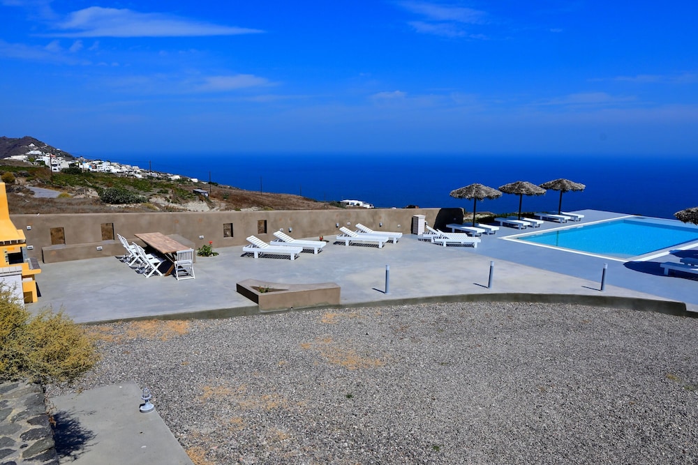 EOS Villa