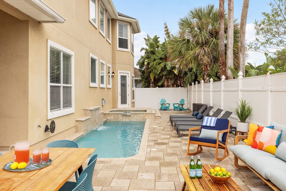 Vilano Villa Near Beach w Saltwater Pool Spa Game Room Built-in Grill