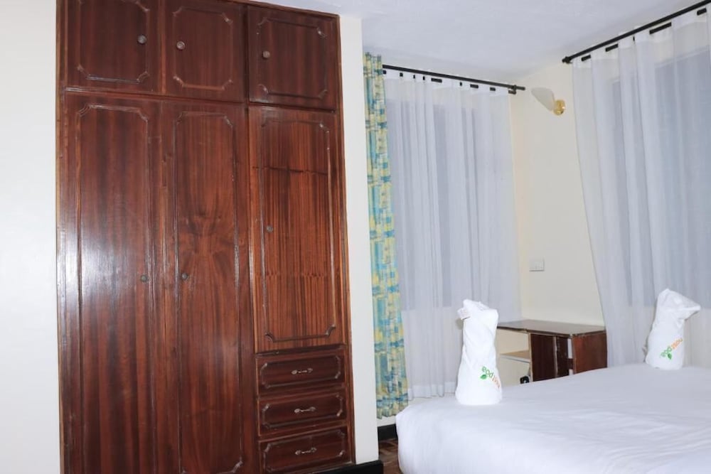 Lux Suites Hostpoa Airbnb's Eldoret