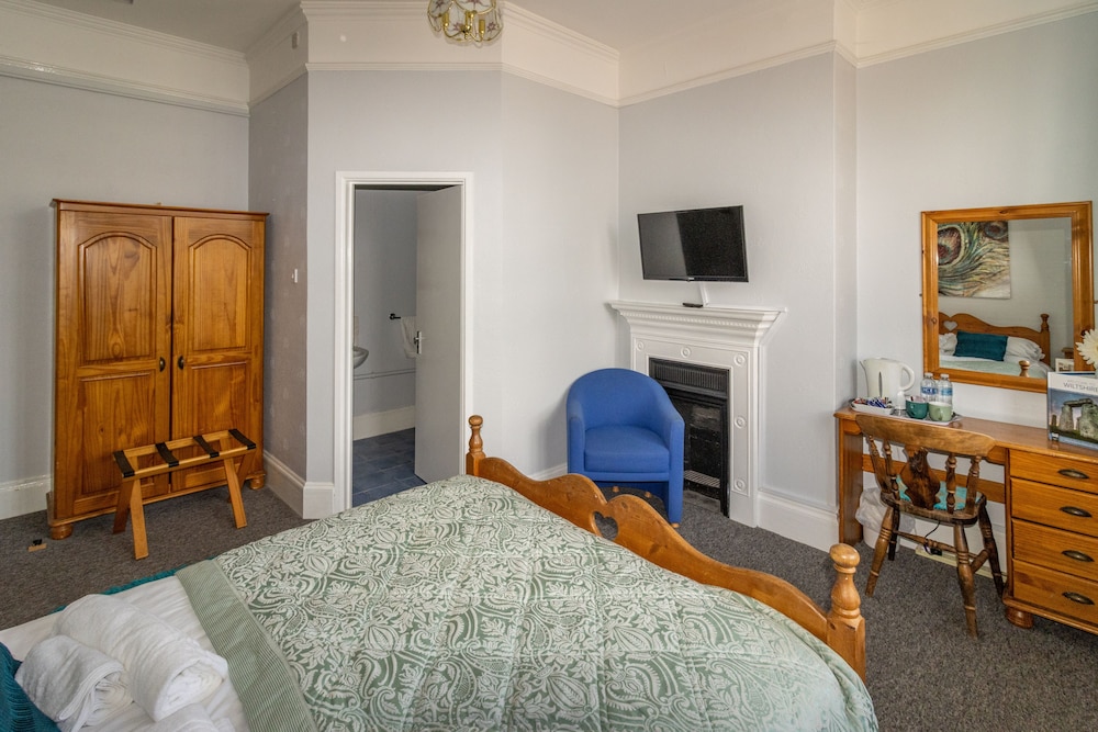 Marlborough Vacations - The Bear Marlborough - Property Image 6