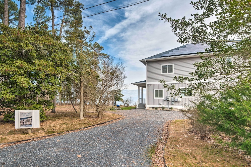 Waterfront Scotland Beach Retreat w/ Private Beach view 5