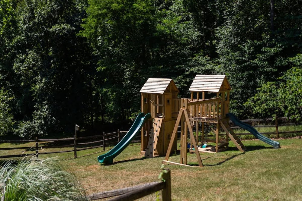 Love Afton Cabin - Family Home