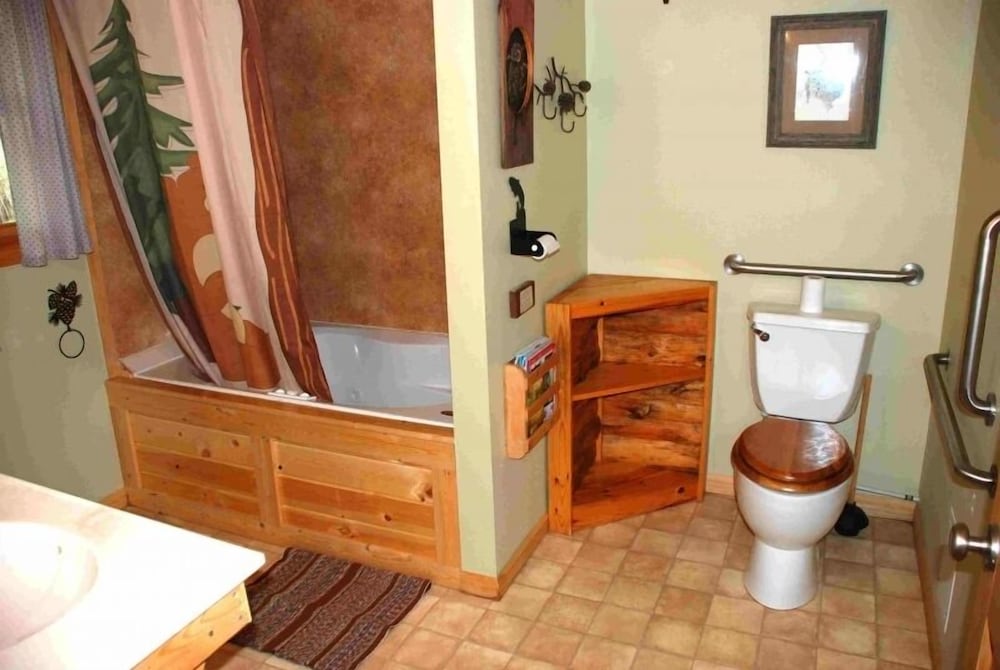 Crow Wing Crest Resort