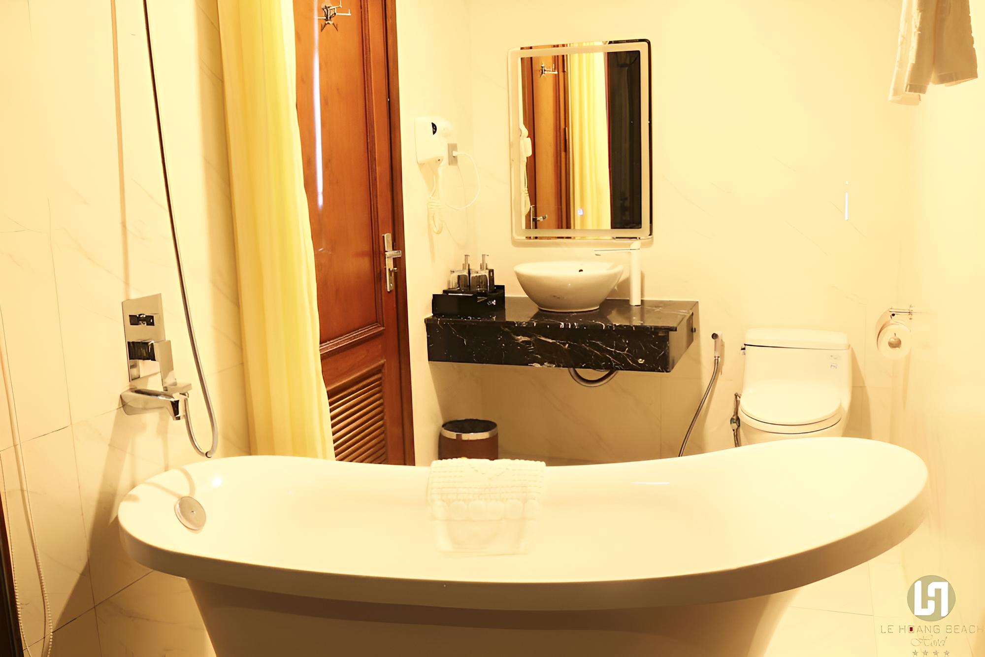Le Hoang Beach Hotel