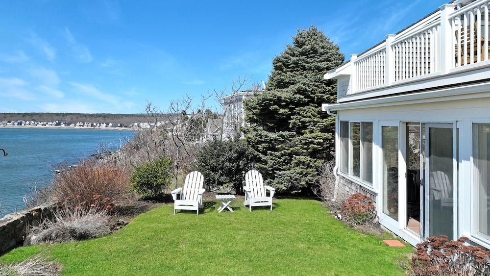 3BR Oceanfront on Nubble Cliffs! view 2