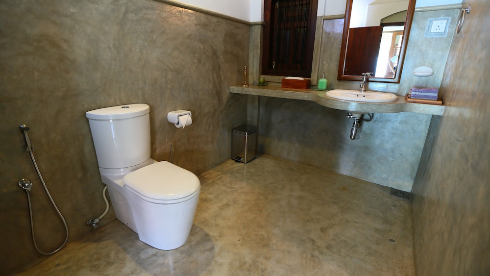Yoho Monsoon Villa