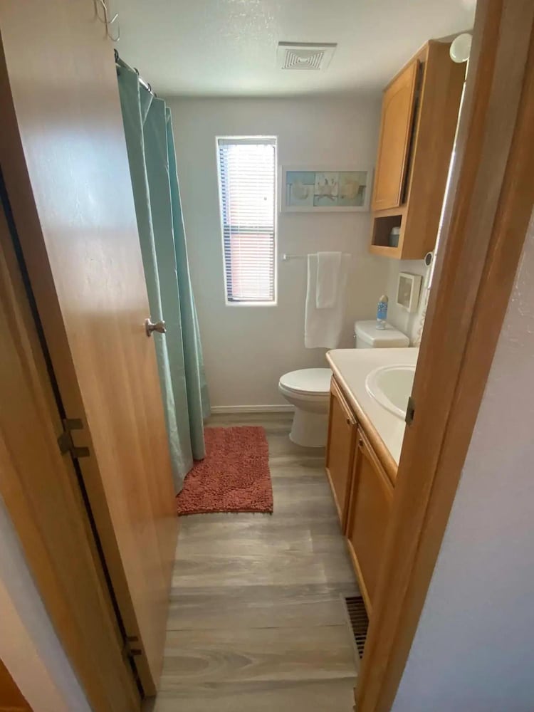 Oceanview Cabin 19 Jacuzzi Large Deck w Seating