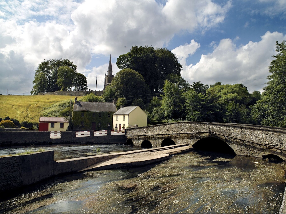 Boherbue Holiday Home