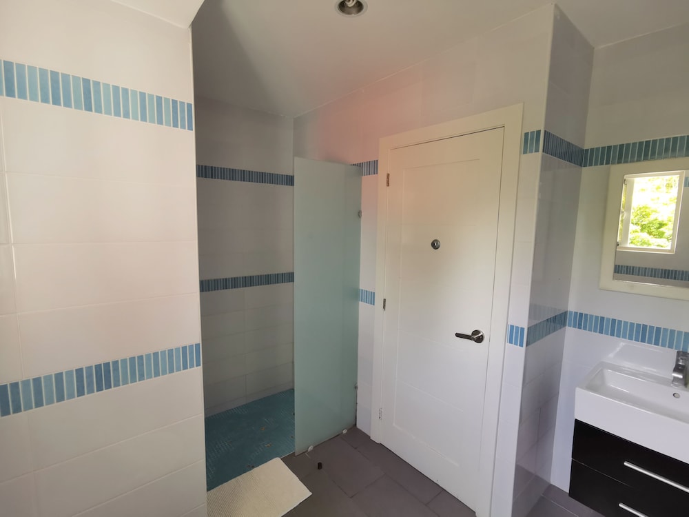 Los Corales Tropical Beach Resort & SPA