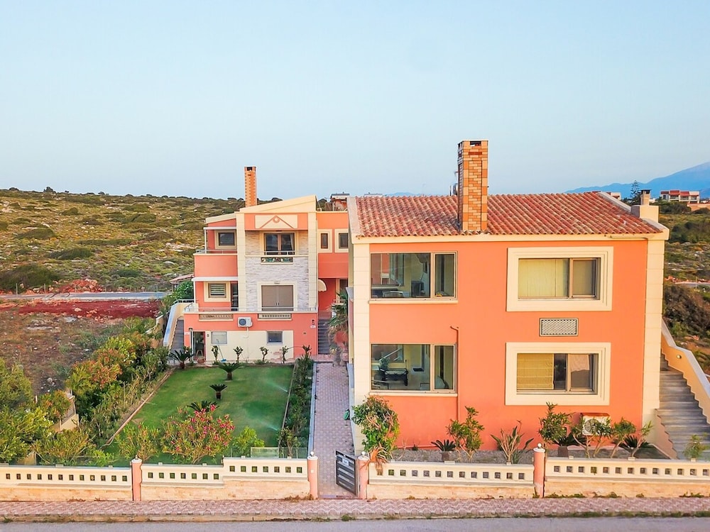 Stavros Lydia Apartment With Veranda
