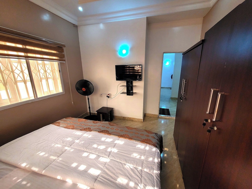 Amanda Apartment and Suites