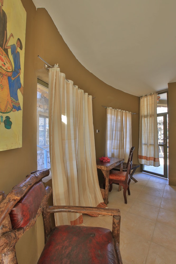 Emerald Lodge Turmi