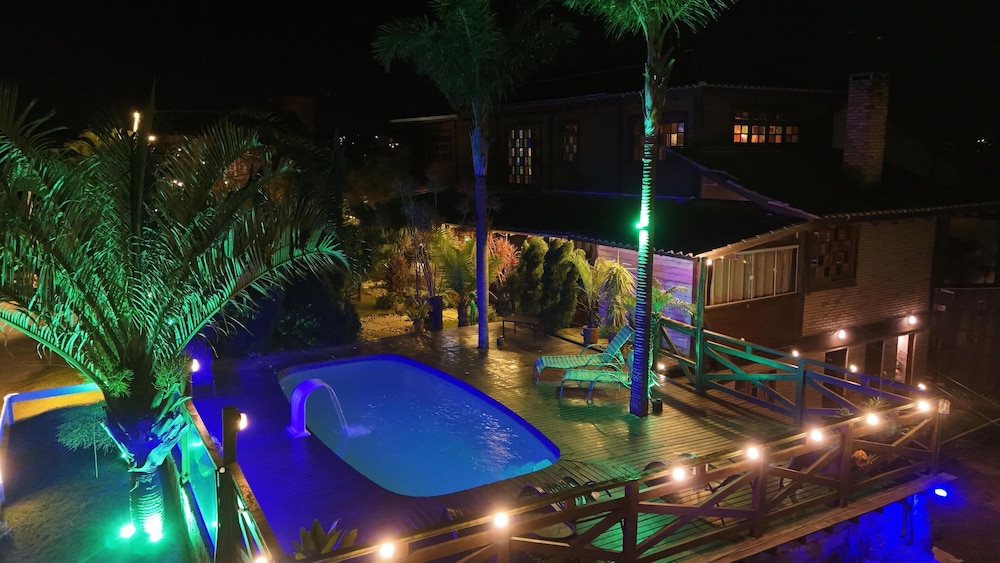 Bangalô House - Praia do Rosa SC